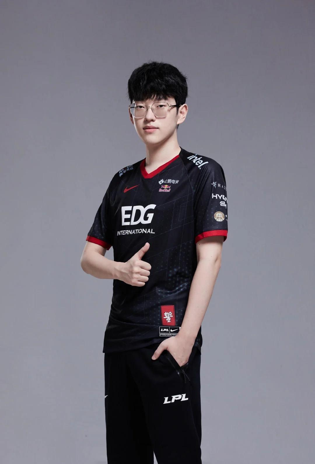 Scout在C9比赛中挺进下一轮，比分优势明显引发热议！的简单介绍